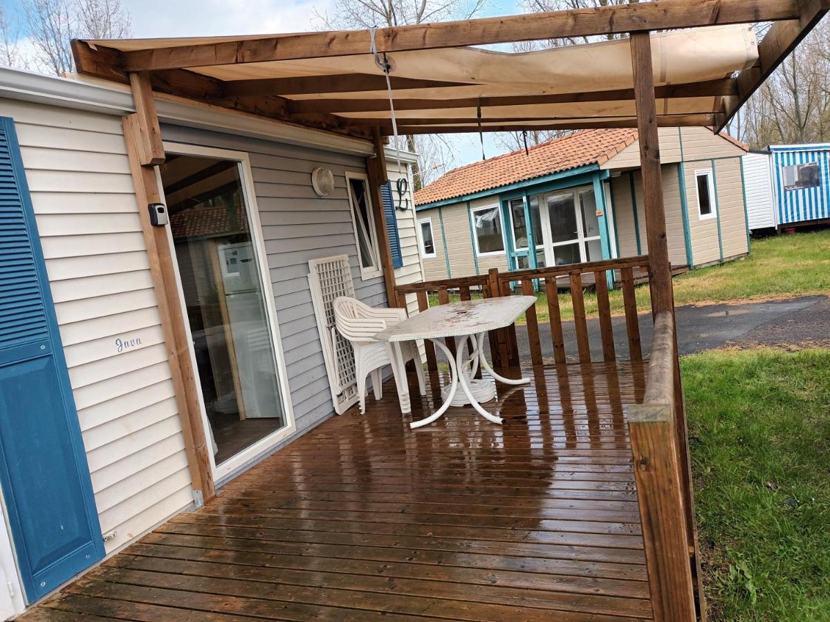Camping Tranche Sur Mer Apartment Angles  Bagian luar foto